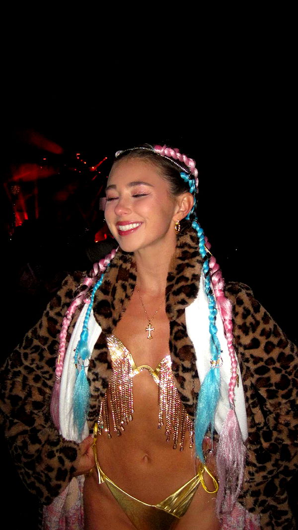 chloerosenbaum image ~ Altpins