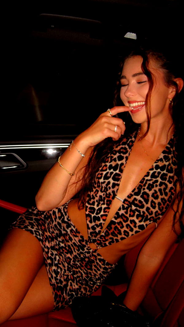 chloerosenbaum image ~ Altpins