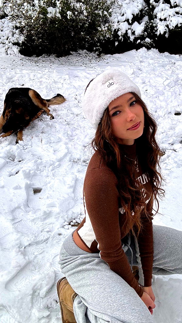 chloerosenbaum image ~ Altpins