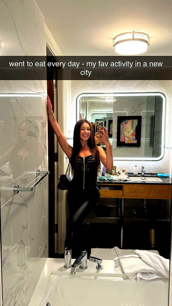 chloerosenbaum image ~ Altpins