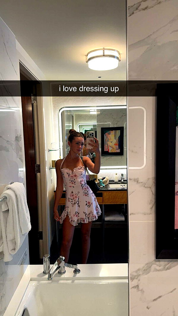 chloerosenbaum image ~ Altpins