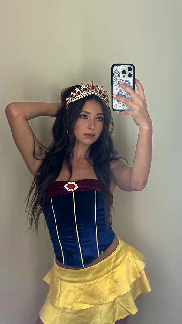 chloerosenbaum image ~ Altpins