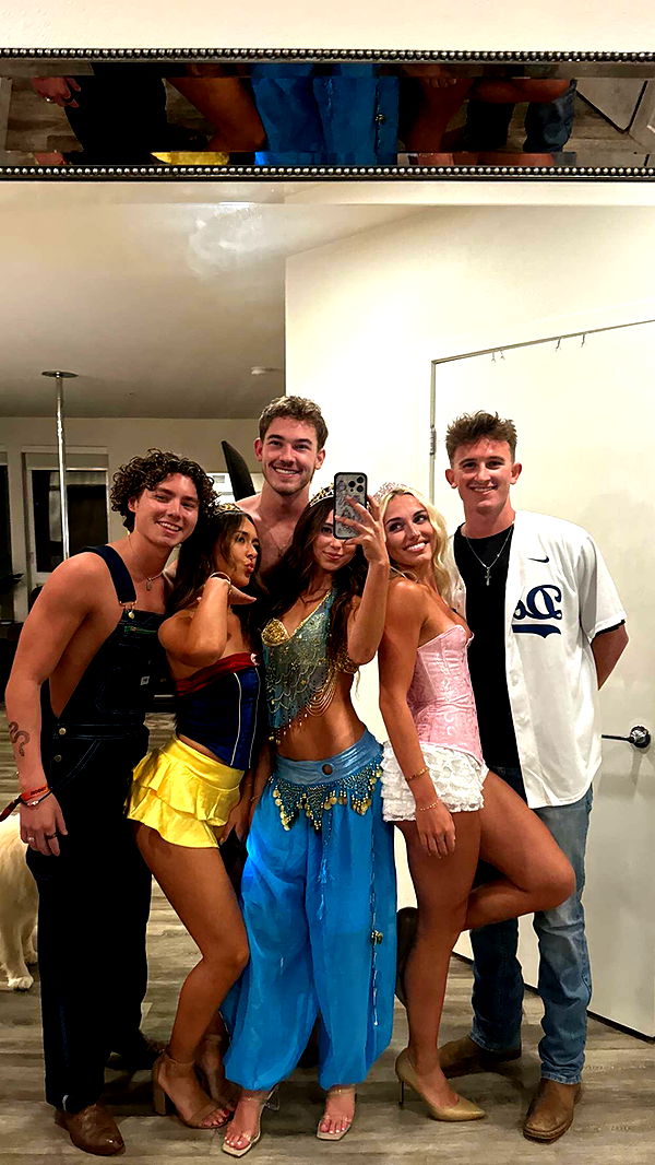 chloerosenbaum image ~ Altpins