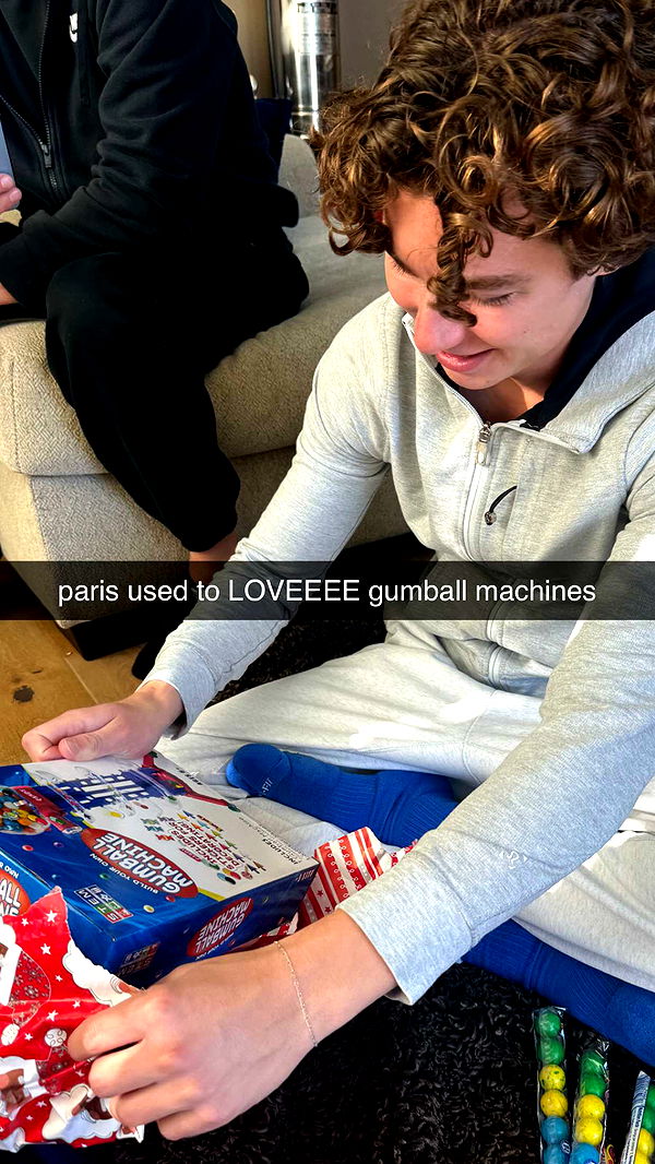 chloerosenbaum image ~ Altpins