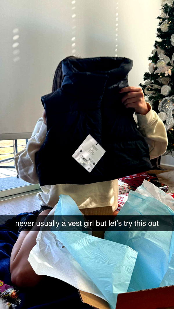 chloerosenbaum image ~ Altpins