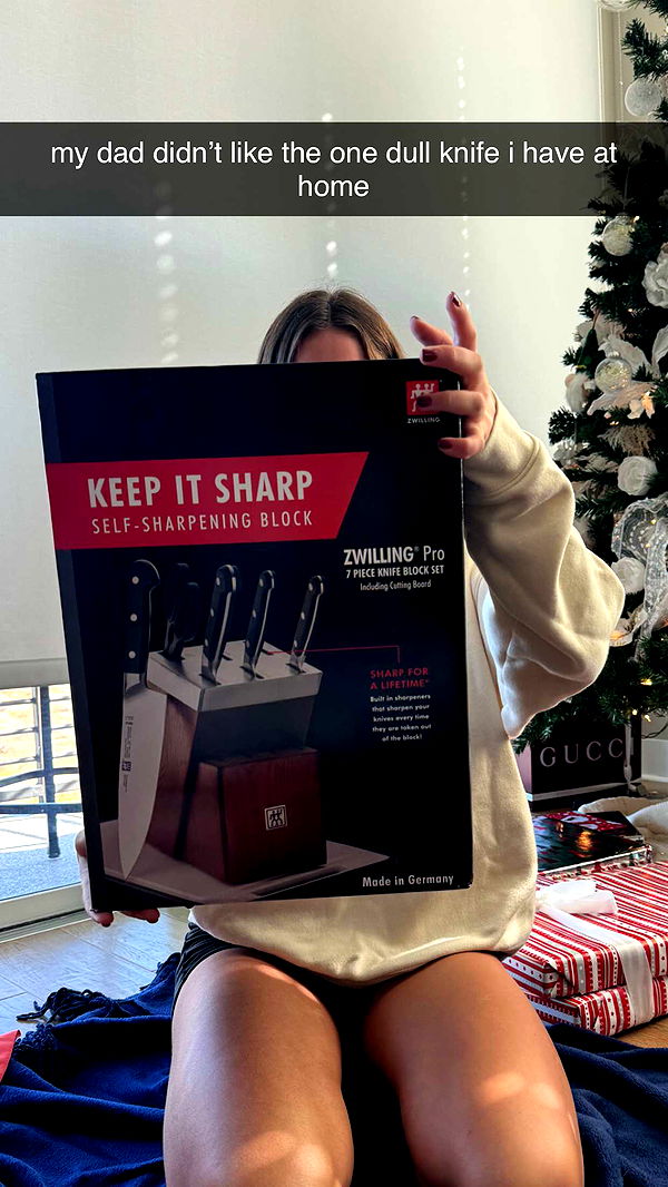 chloerosenbaum image ~ Altpins