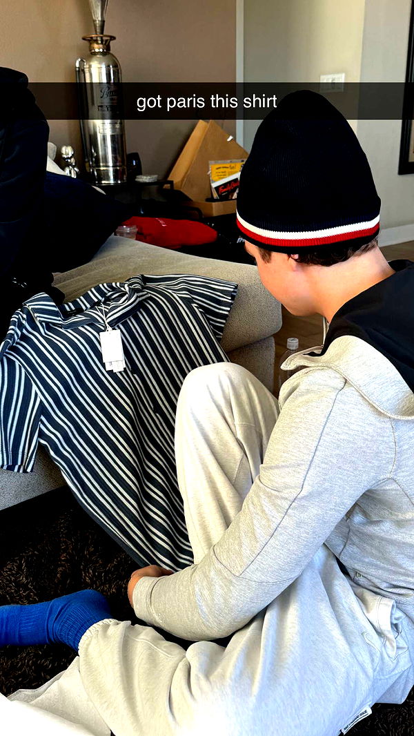 chloerosenbaum image ~ Altpins