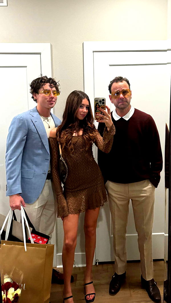 chloerosenbaum image ~ Altpins