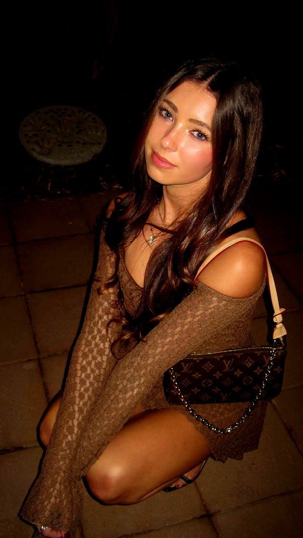 chloerosenbaum image ~ Altpins