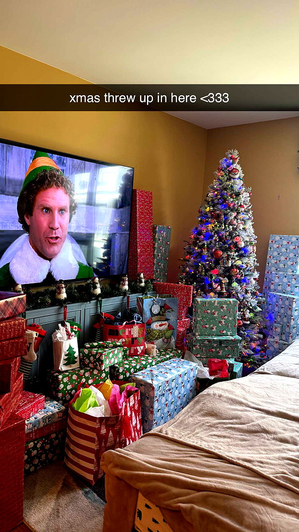 chloerosenbaum image ~ Altpins