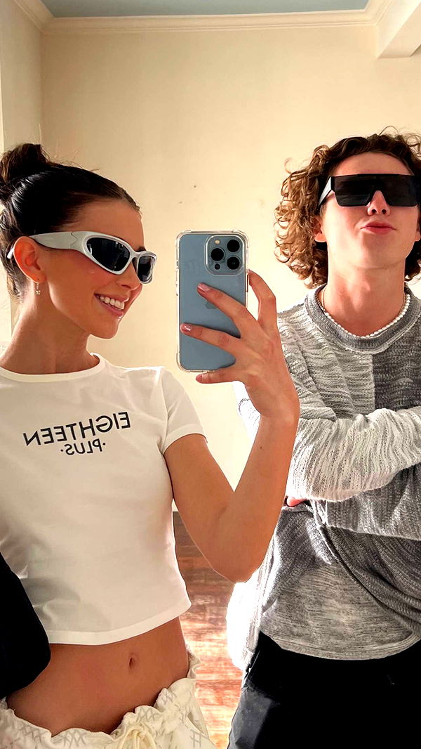 chloerosenbaum image ~ Altpins