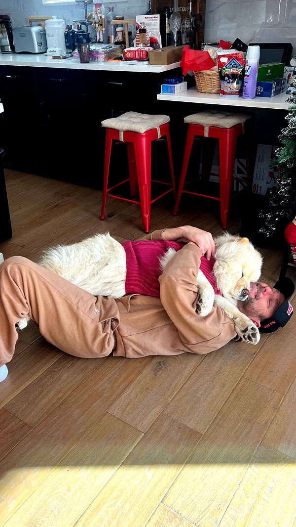 chloerosenbaum image ~ Altpins