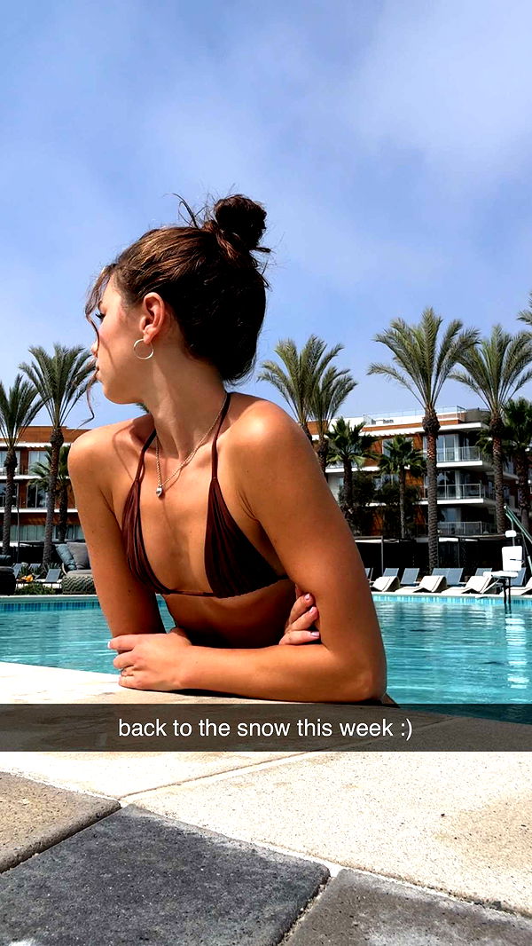 chloerosenbaum image ~ Altpins