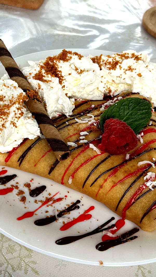 chloerosenbaum image ~ Altpins