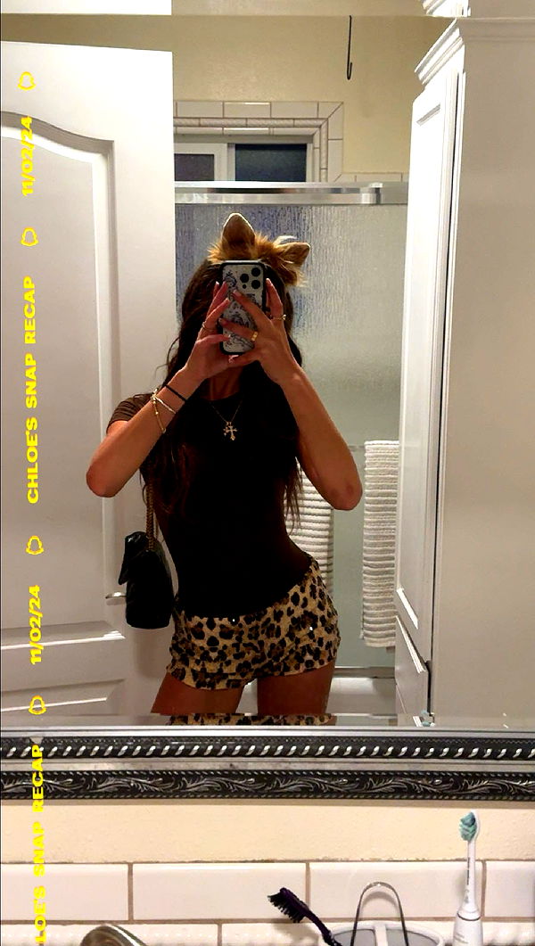 chloerosenbaum image ~ Altpins