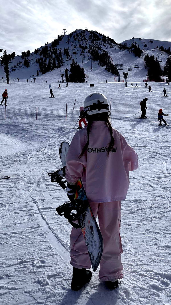 chloerosenbaum image ~ Altpins