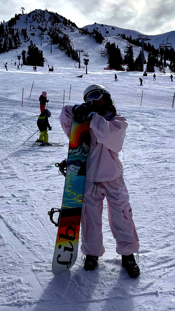 chloerosenbaum image ~ Altpins