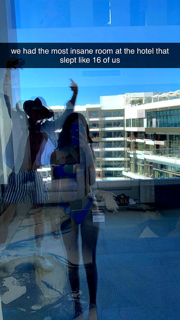 chloerosenbaum image ~ Altpins