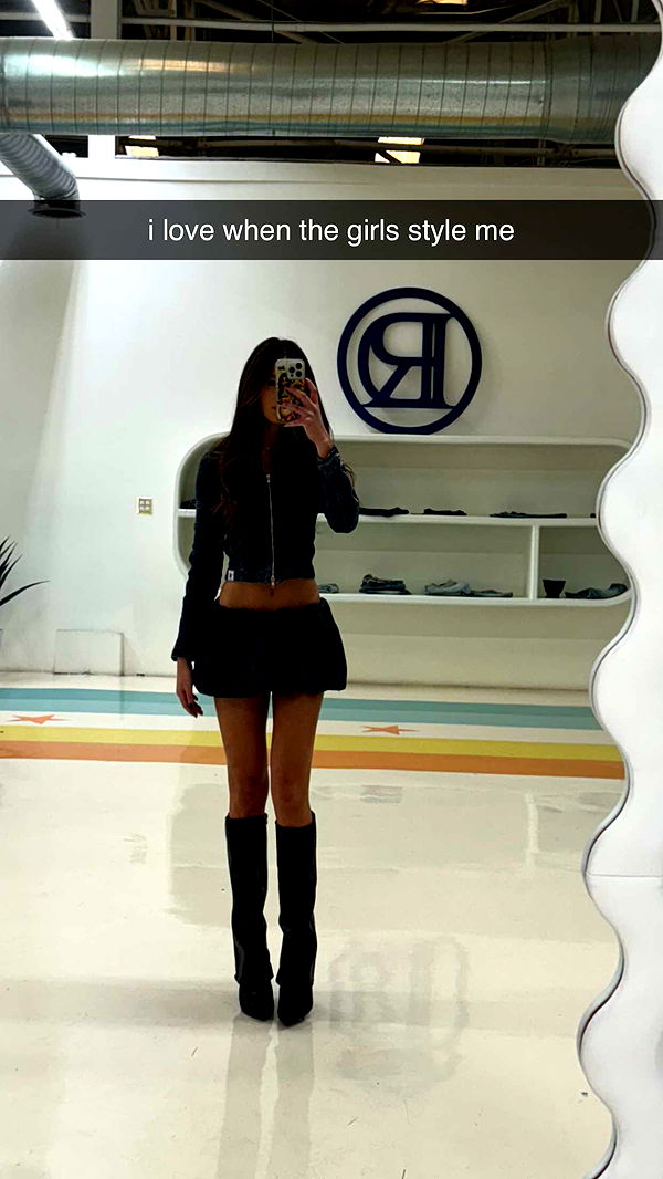 chloerosenbaum image ~ Altpins