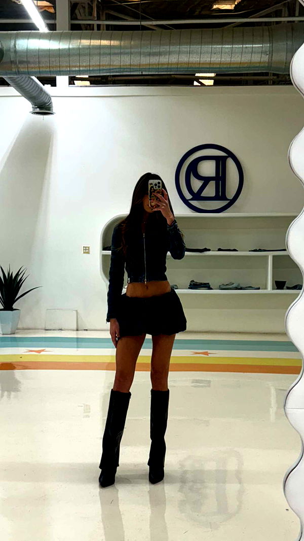 chloerosenbaum image ~ Altpins