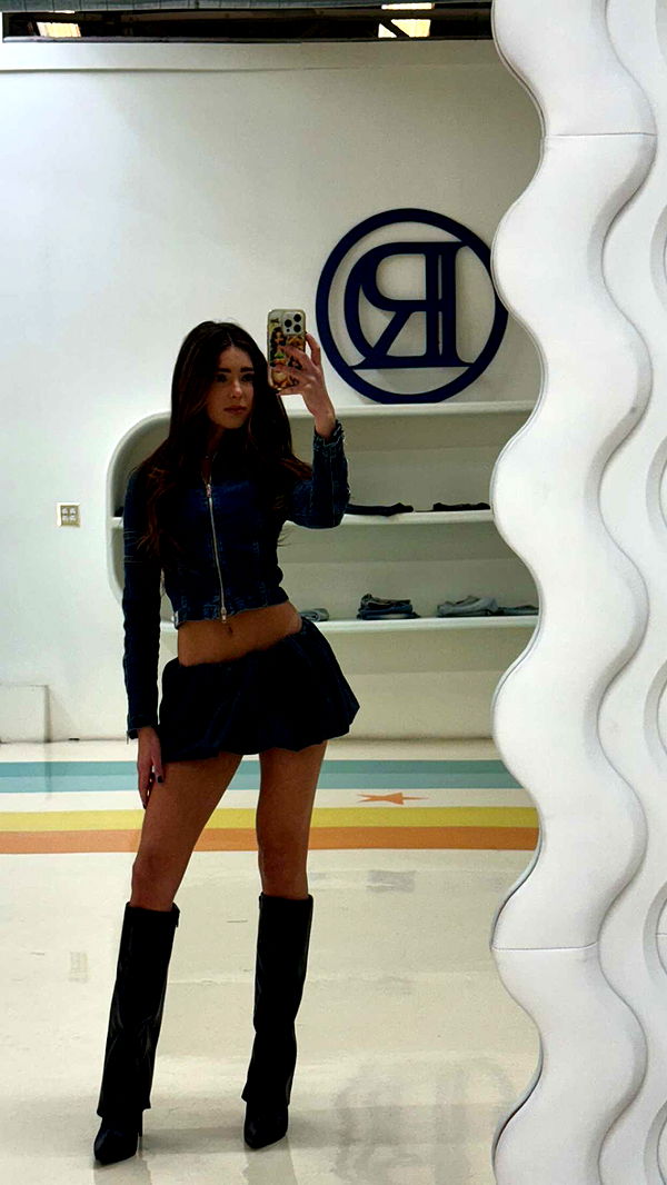 chloerosenbaum image ~ Altpins