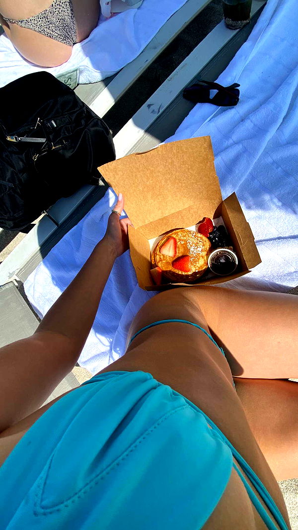 chloerosenbaum image ~ Altpins