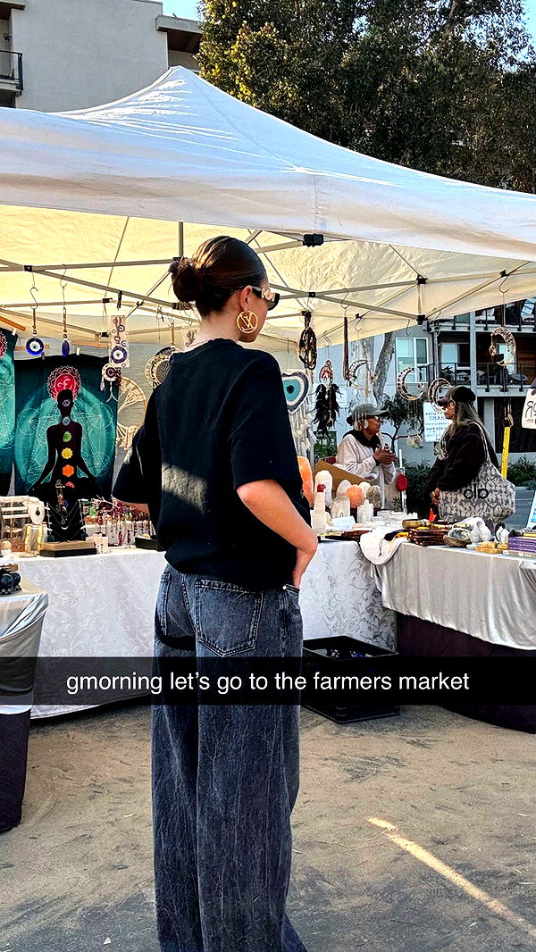 chloerosenbaum image ~ Altpins