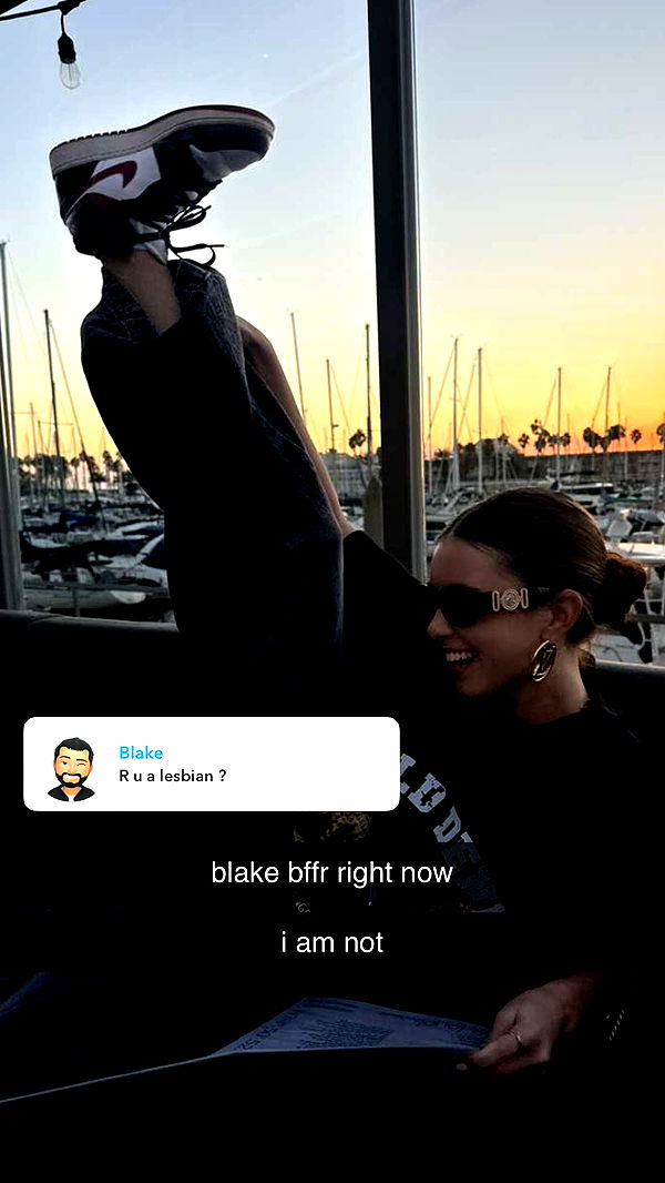 chloerosenbaum image ~ Altpins