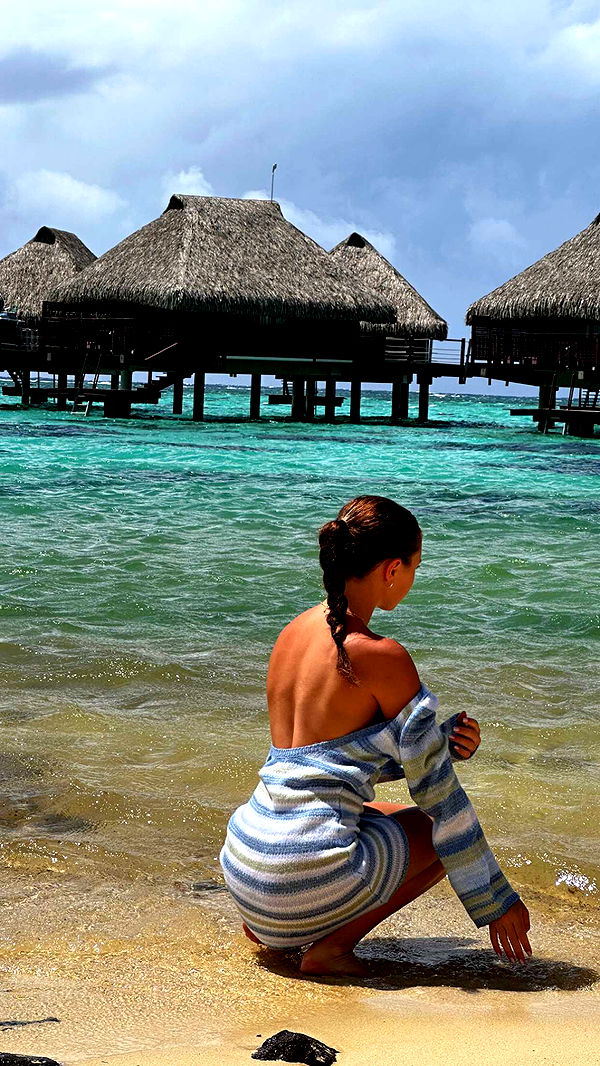 chloerosenbaum image ~ Altpins