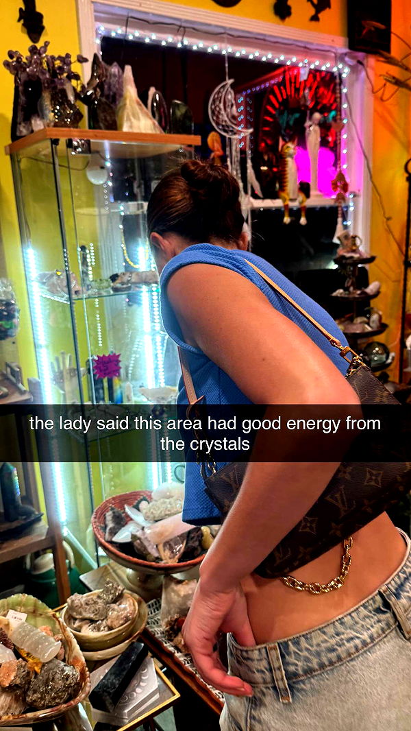 chloerosenbaum image ~ Altpins