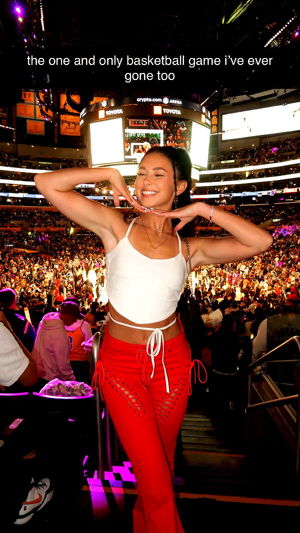 chloerosenbaum image ~ Altpins