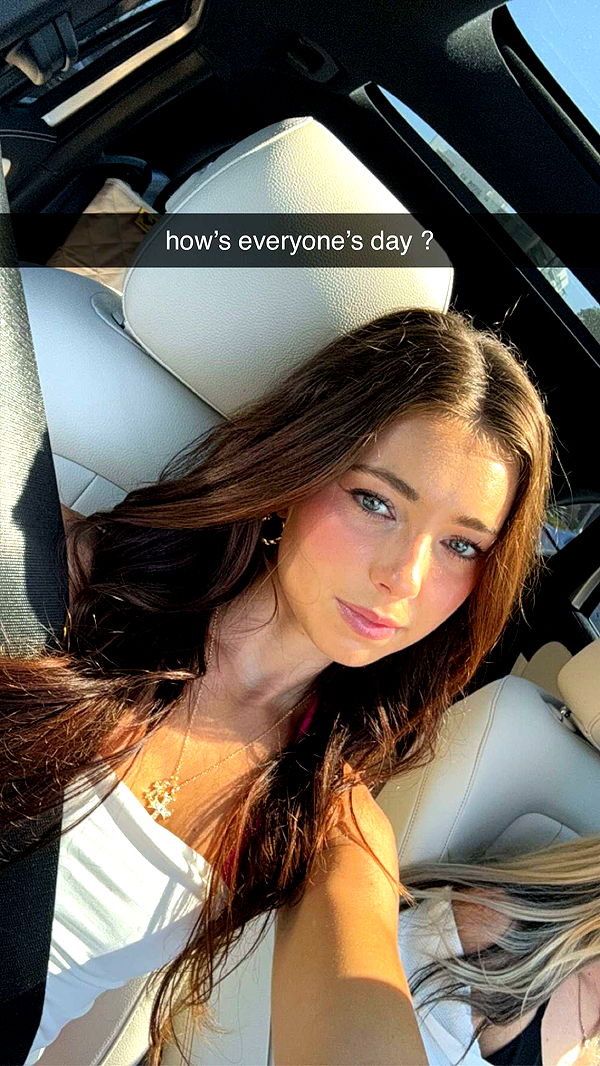 chloerosenbaum image ~ Altpins