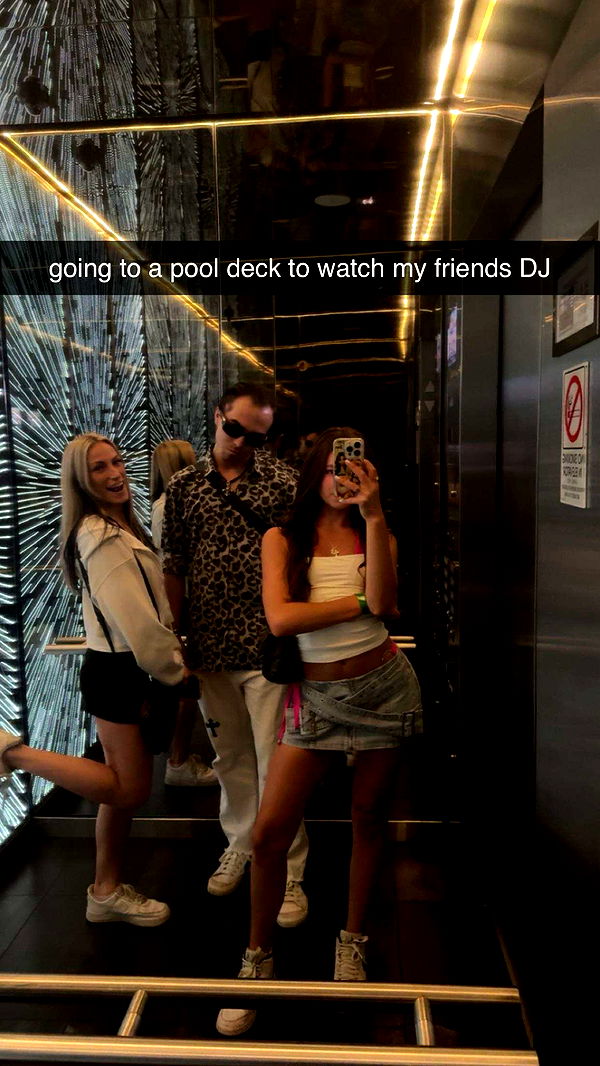 chloerosenbaum image ~ Altpins