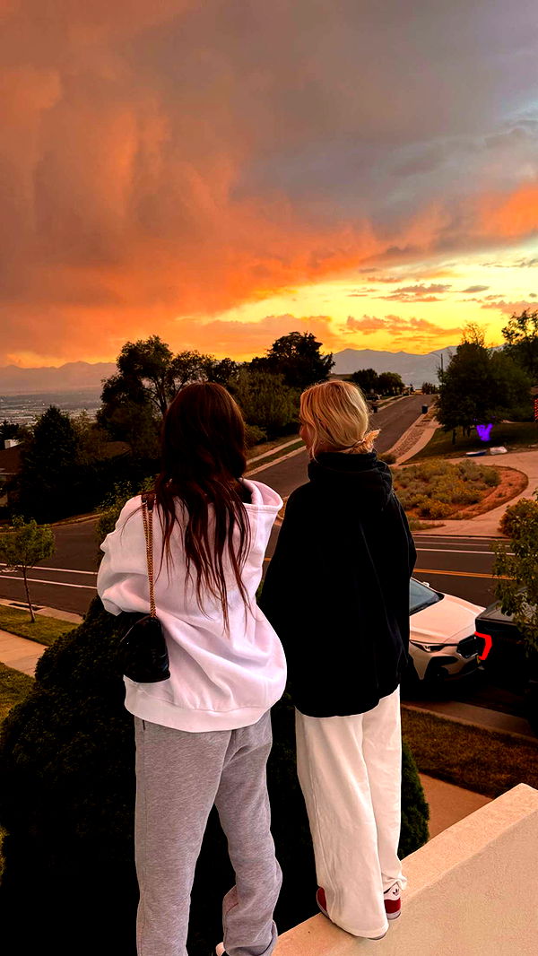 chloerosenbaum image ~ Altpins