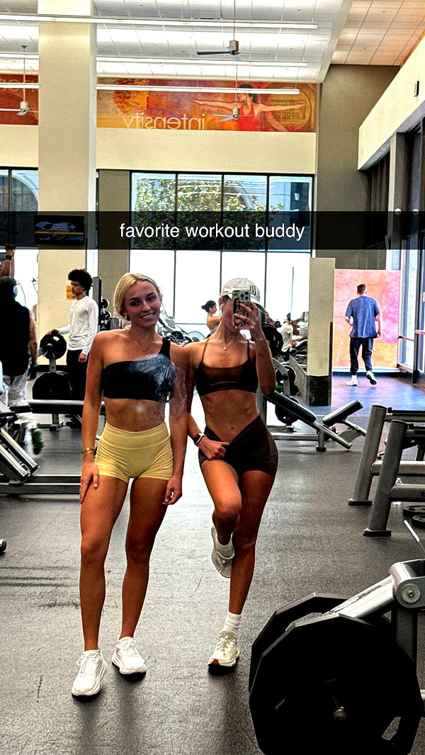 chloerosenbaum image ~ Altpins