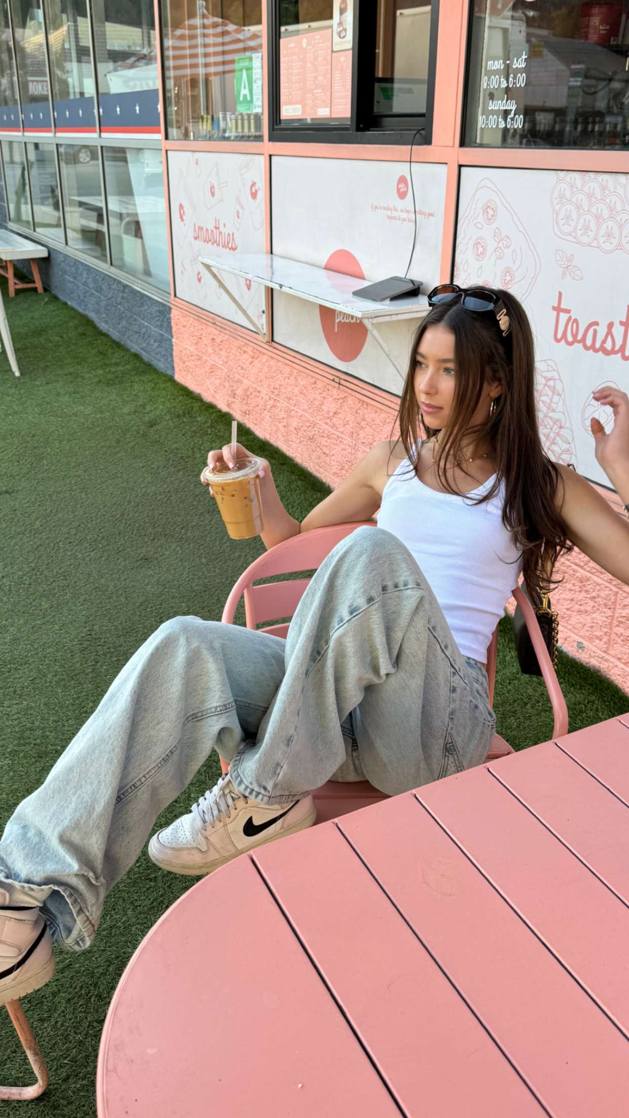 chloerosenbaum snapchat image archive image