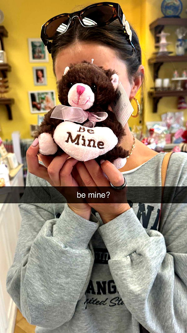 chloerosenbaum image ~ Altpins