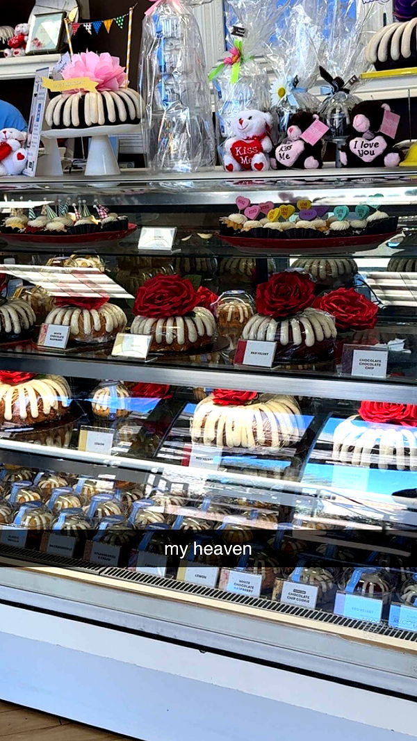 chloerosenbaum image ~ Altpins