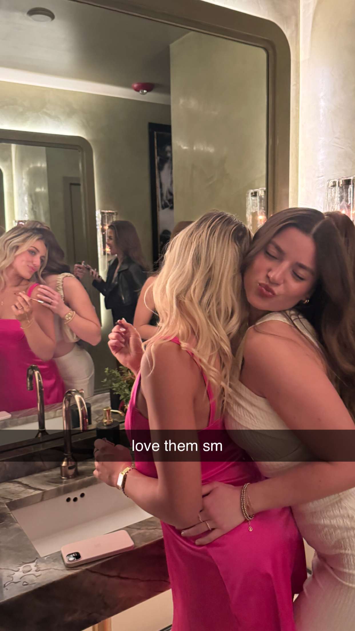 chloerosenbaum snapchat image archive image