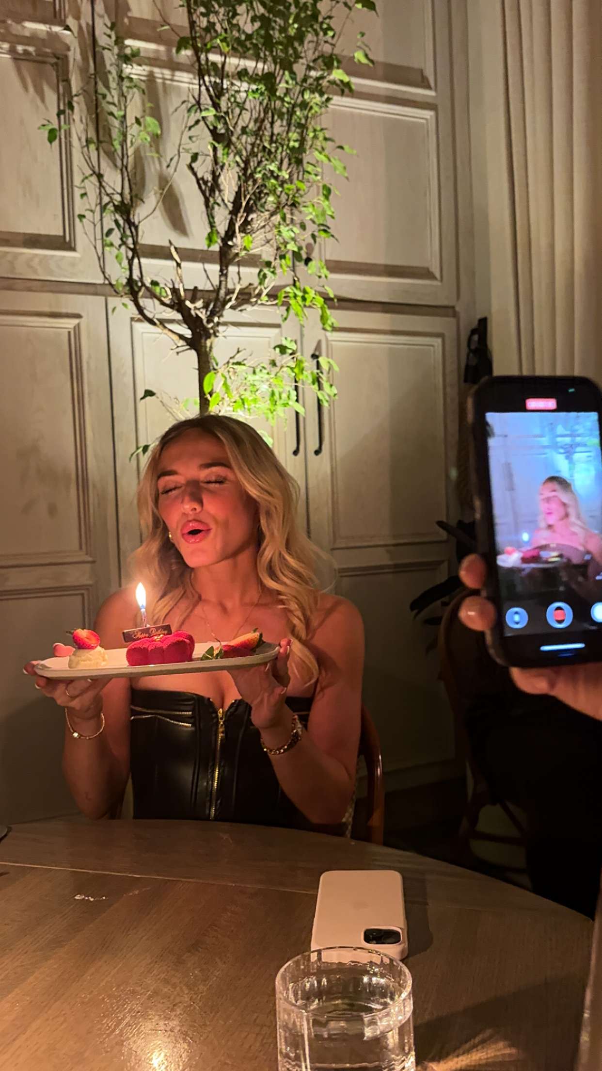 chloerosenbaum snapchat image archive image