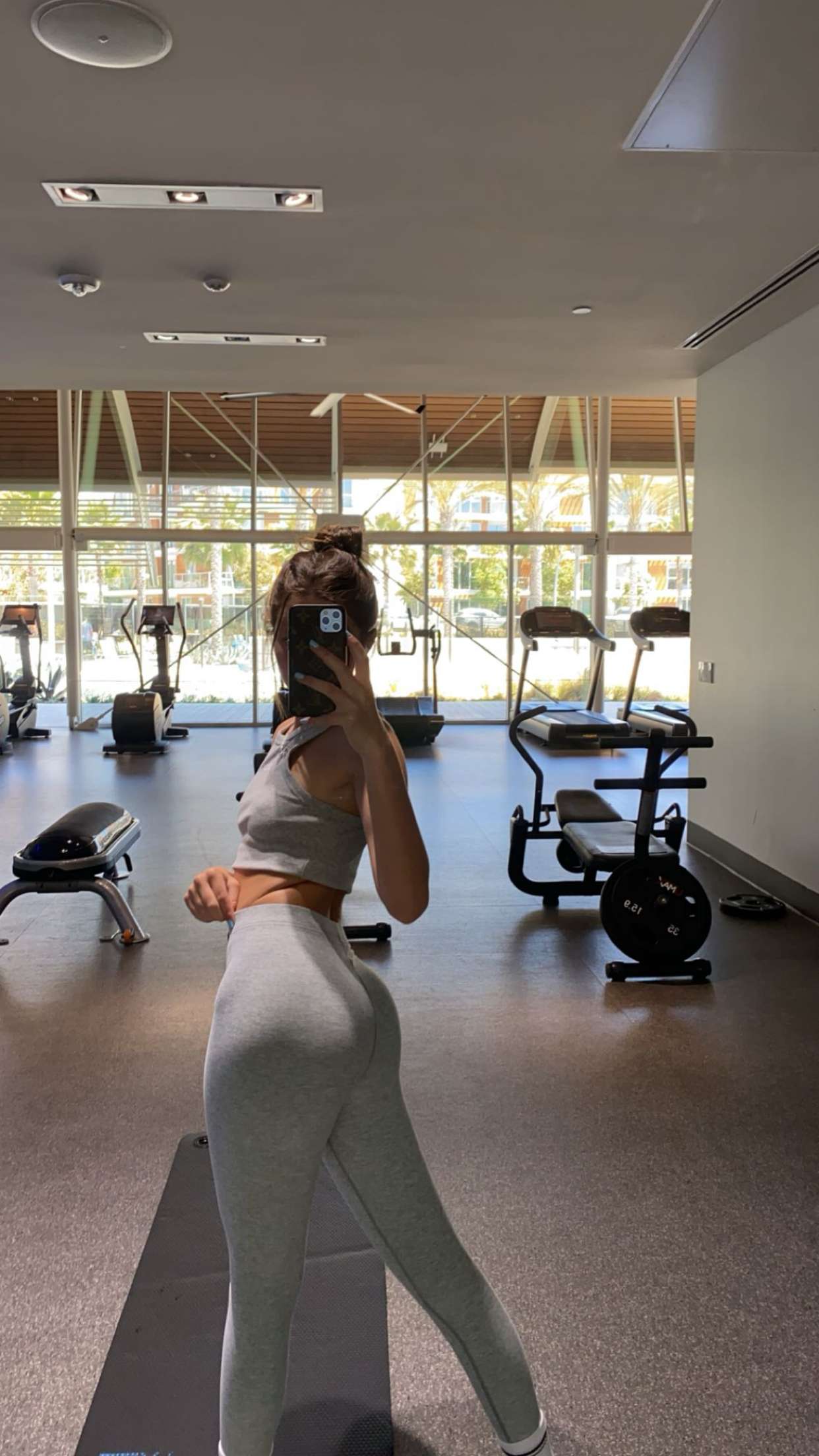 chloerosenbaum snapchat image archive image