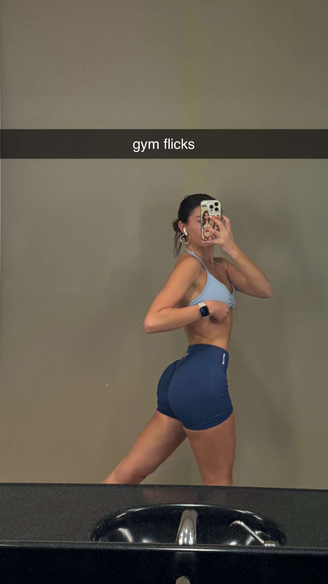 chloerosenbaum snapchat image archive image