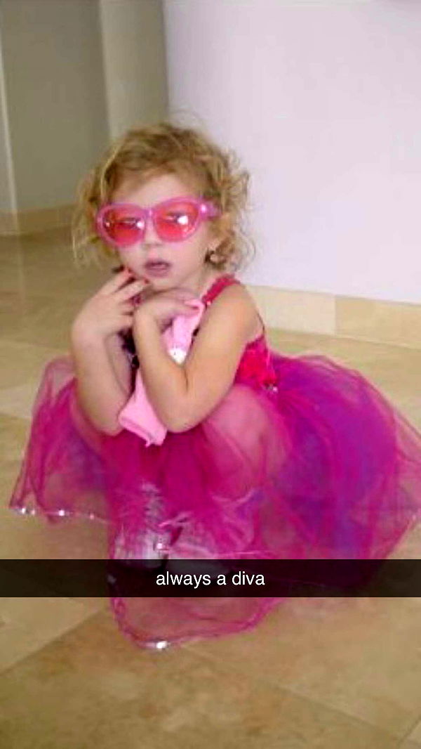 chloerosenbaum image ~ Altpins