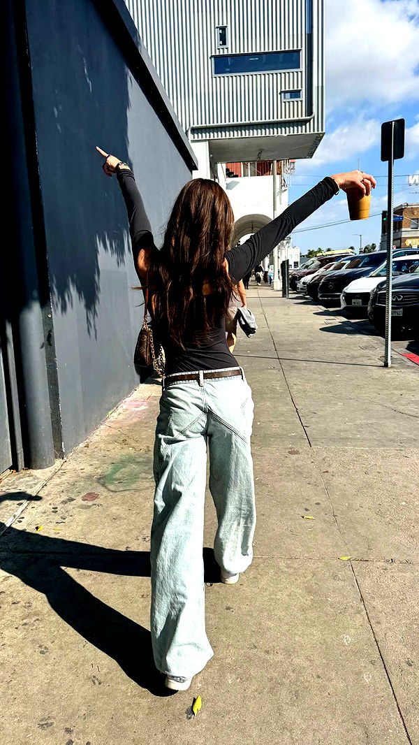 chloerosenbaum image ~ Altpins