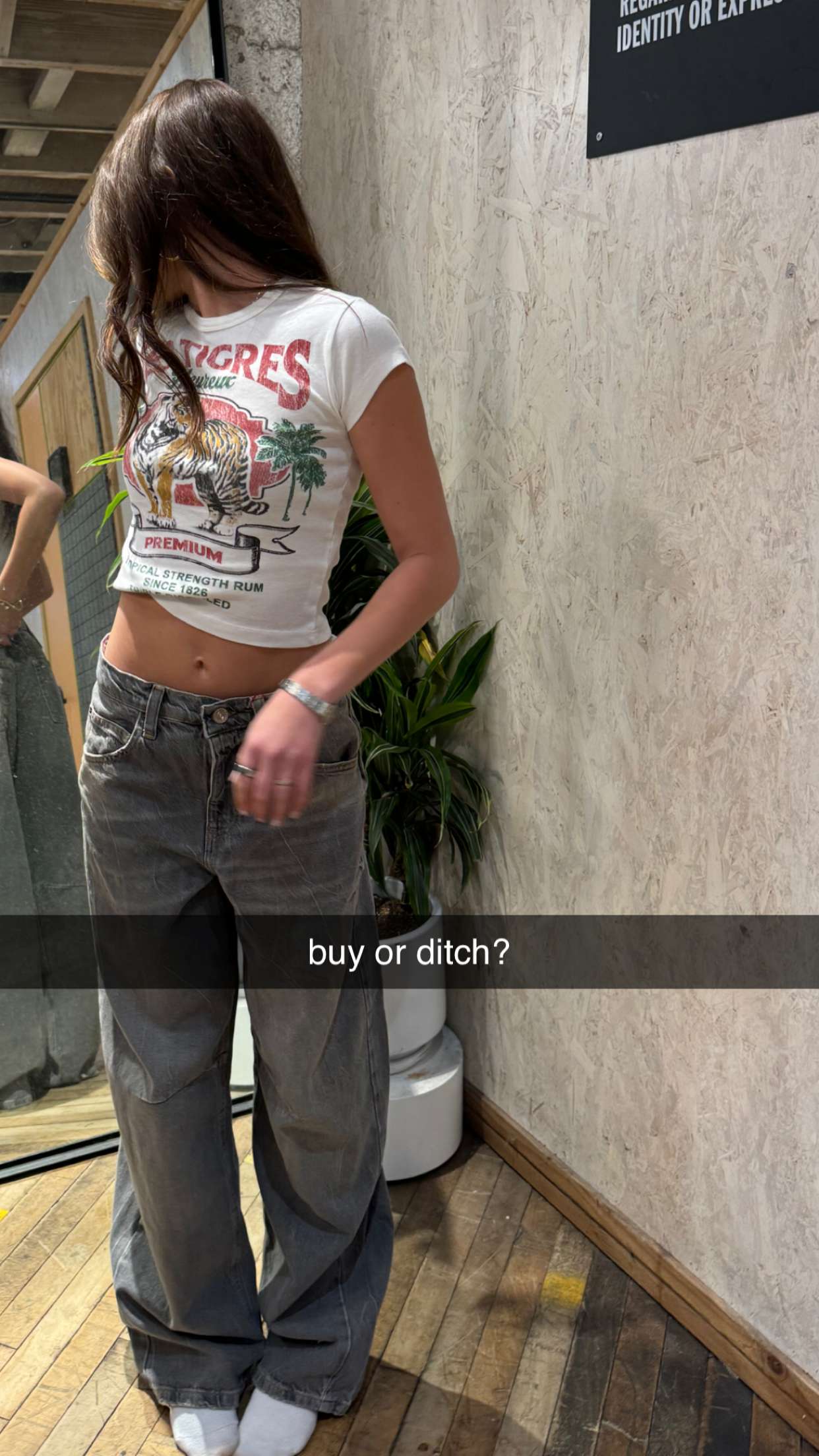 chloerosenbaum snapchat image archive image