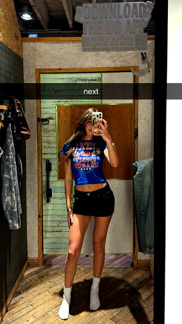 chloerosenbaum image ~ Altpins