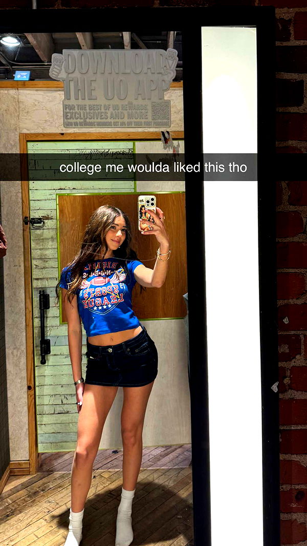 chloerosenbaum image ~ Altpins