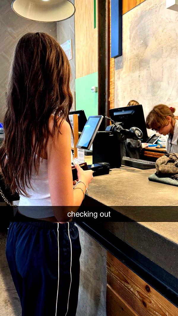 chloerosenbaum image ~ Altpins