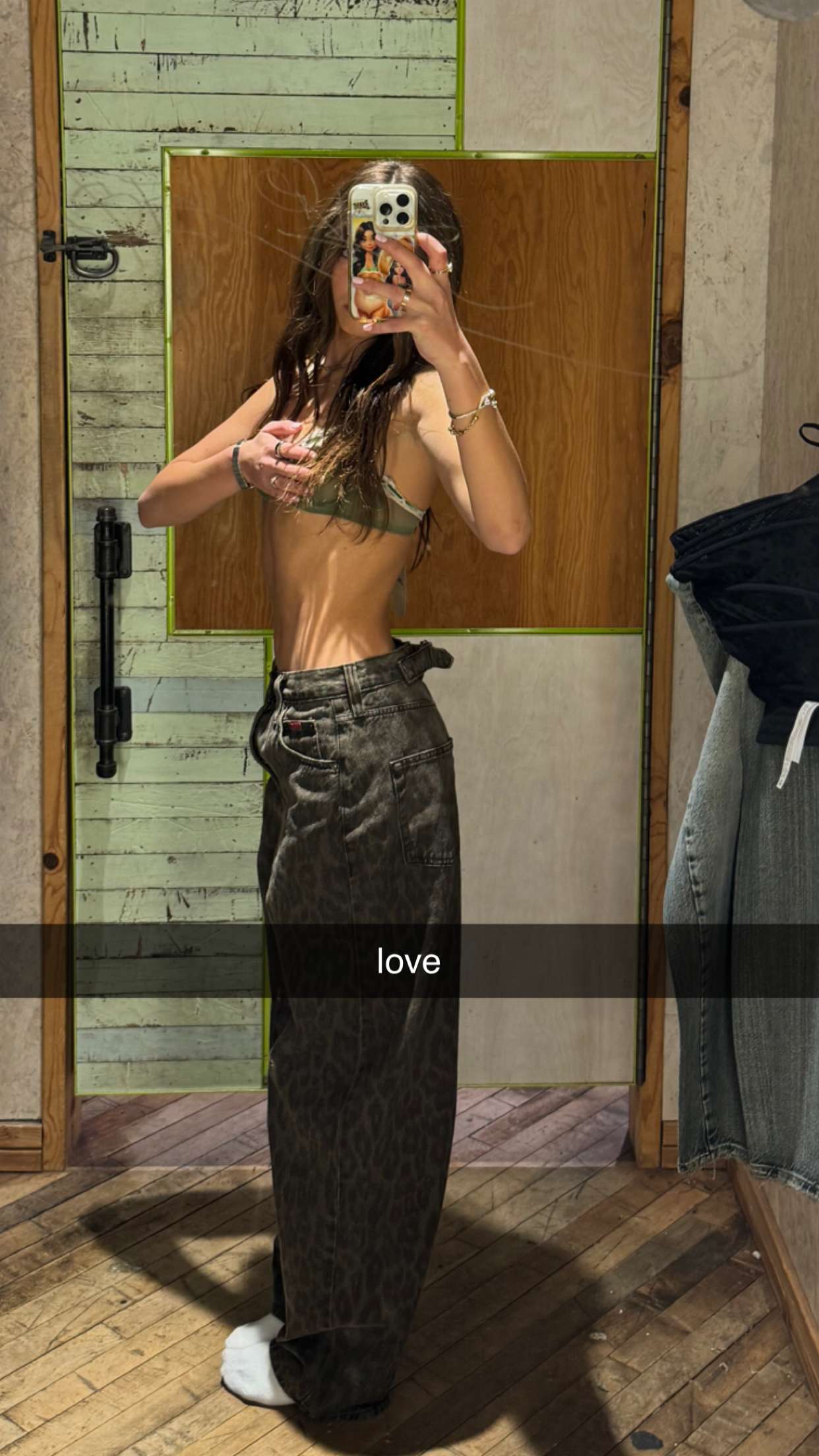 chloerosenbaum snapchat image archive image