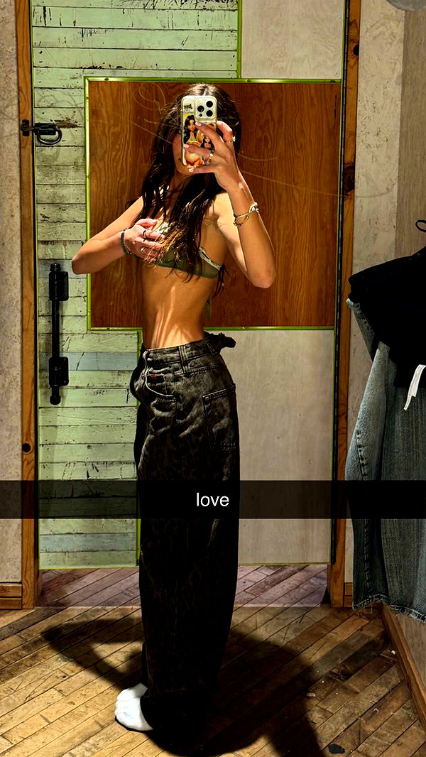 chloerosenbaum image ~ Altpins